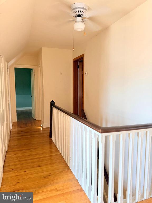 Building Photo - 256 Radcliffe St
