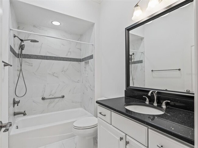 Building Photo - 3556 Mistletoe Ct