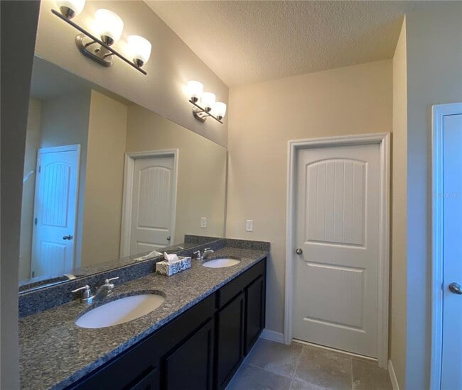 Building Photo - 9969 Tawny Mdw Aly