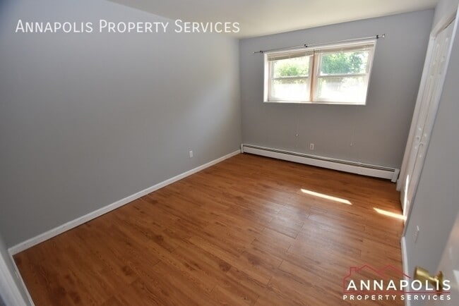 Building Photo - 127 Riverview Ave