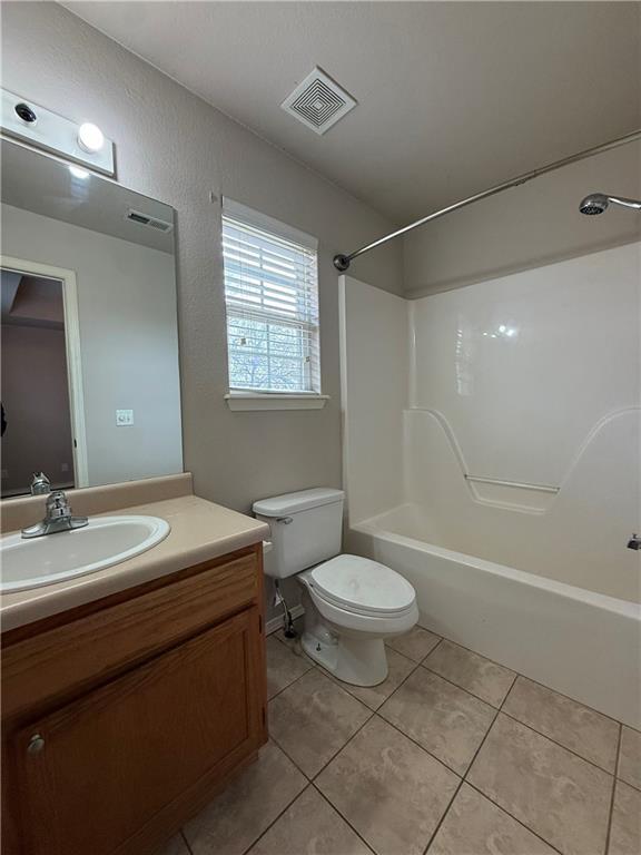 Building Photo - 662 Appleridge Dr