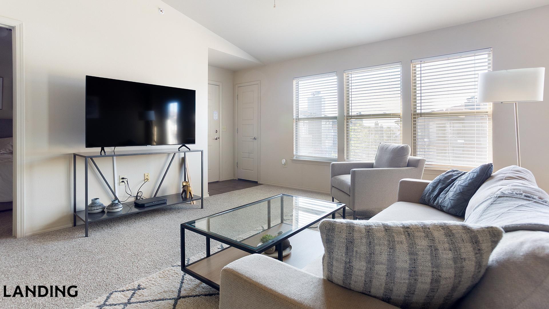 Building Photo - 701 W 101st Pl S