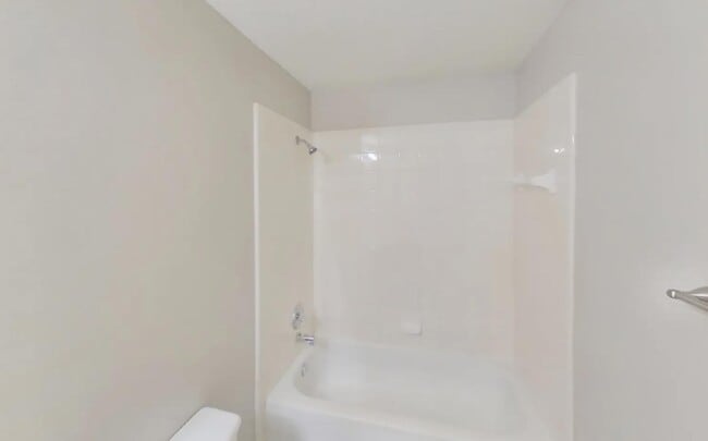 Building Photo - Comfortable Living, Beautiful Spaces — 3-Bedroom Home