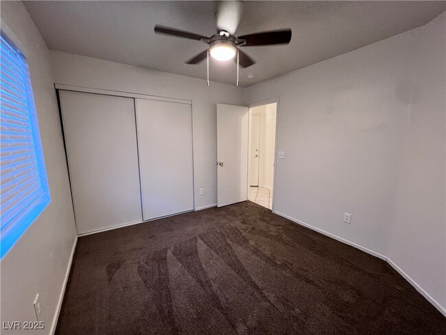 Building Photo - 3880 N Blue Wave Dr