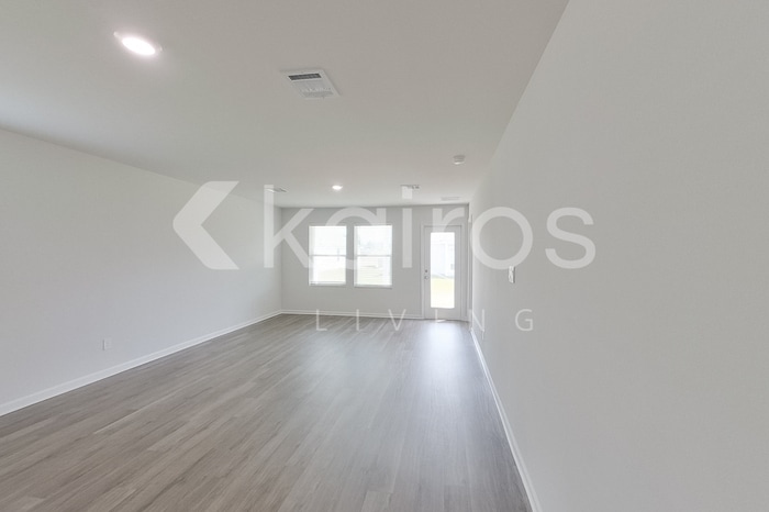 Building Photo - 14250 Ruffian Ave