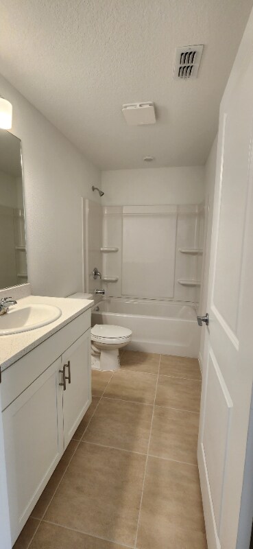 Building Photo - 2136 Hallier Cv