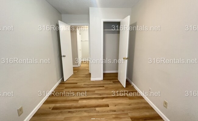 Building Photo - $745 - COMING SOON! Accepting SECTION 8/ Housing Voucher 3 bedroom / 1 bathroom - Remodeled Apart...