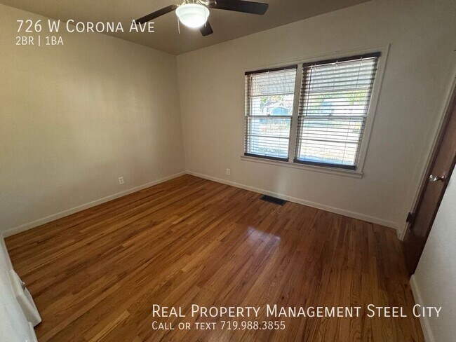 Building Photo - 726 W Corona Ave