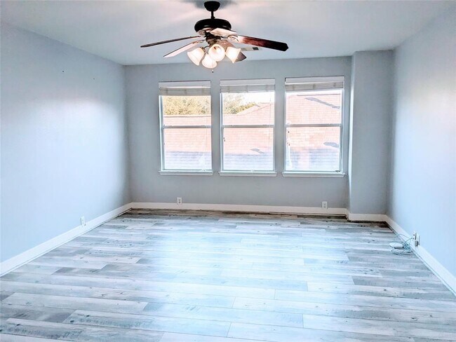 Building Photo - 6318 Alpine Trail Ln