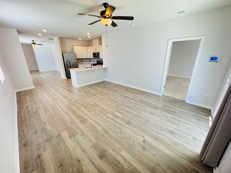 Building Photo - 874 Long Leaf Rd