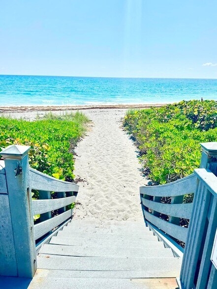 Building Photo - 420 Celestial Way