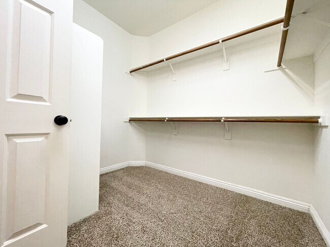 Building Photo - Dream Home in the Heart of Summerlin