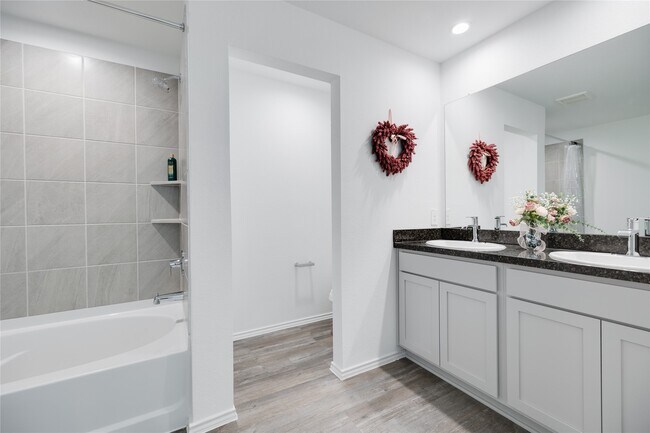 Building Photo - 5706 Simcrest Grove Dr