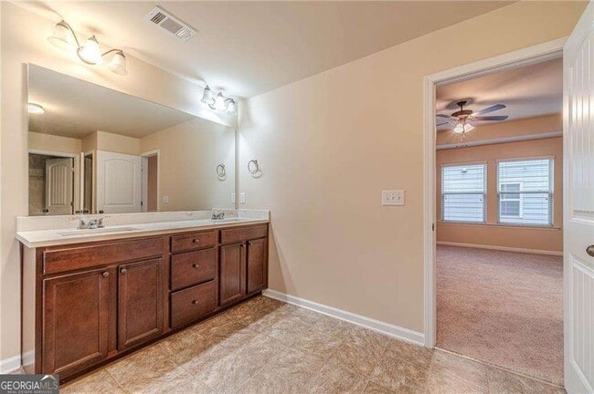 Building Photo - 2139 Baywood Tree Ln SW