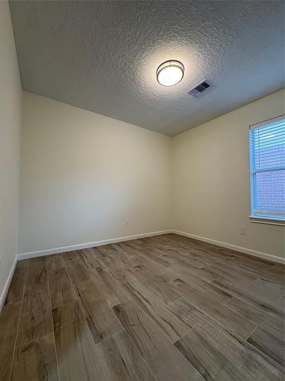 Building Photo - 18251 River Sage Dr