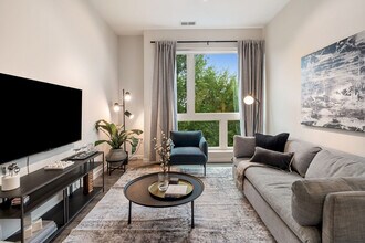 Building Photo - 240 Congress Ave