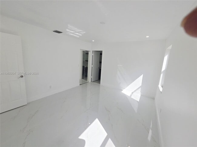 Building Photo - 4490 SW 19th St