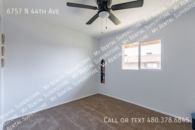 Building Photo - 6757 N 44th Ave