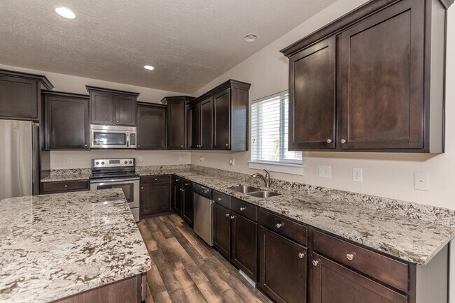 Building Photo - Gorgeous Home in Herriman!