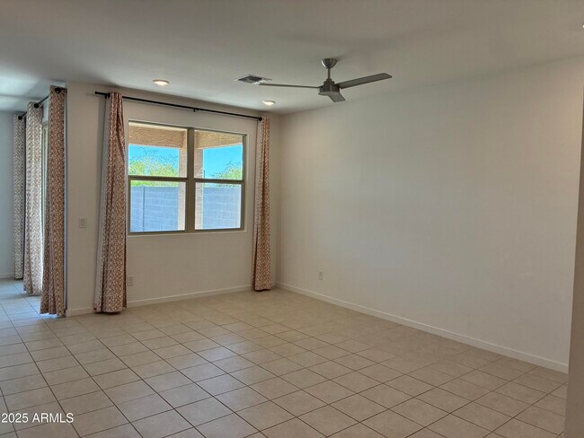 Building Photo - 27371 N 176th Dr