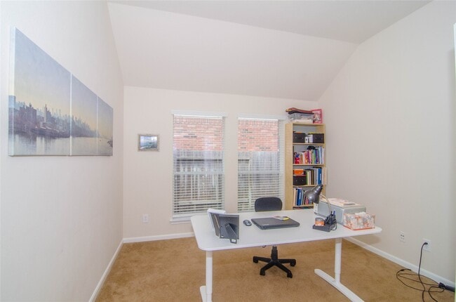 Building Photo - 26610 Heatherbriar Ln