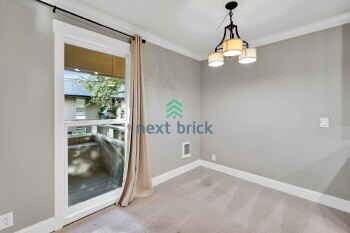 Building Photo - Beautiful home with 2 beds, 1 baths for rent Live in the Heart of Bellevue!