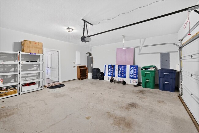 Building Photo - 3533 Cricket Dr