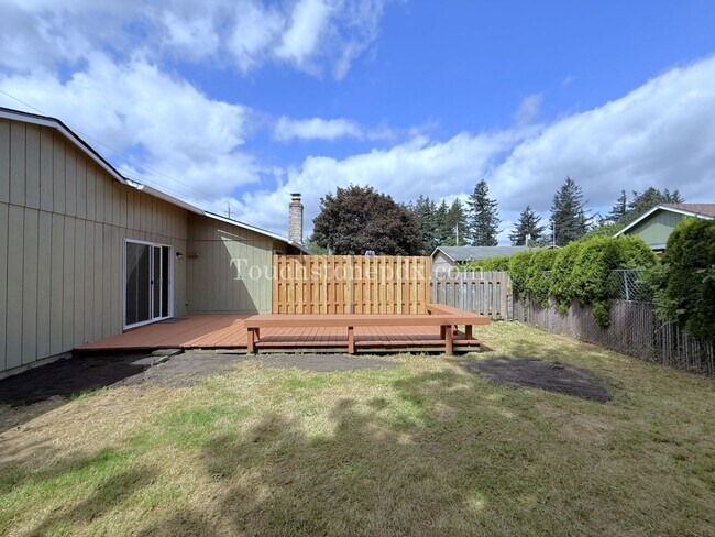 Building Photo - 2024-DIVIS