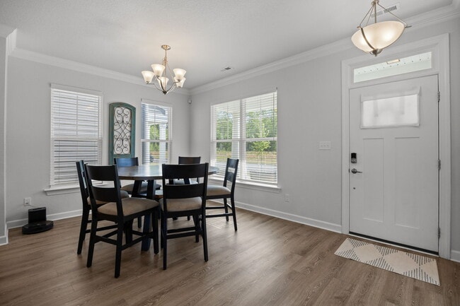 Building Photo - 2250 Captiva Ln