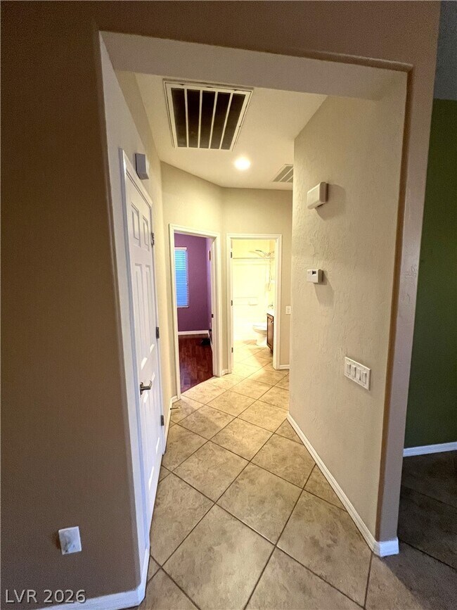 Building Photo - 4205 Gliding Gulls Ave