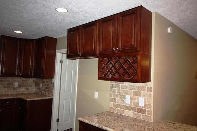 Building Photo - 1766 Maux Dr