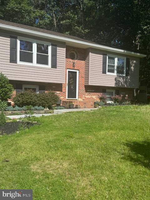 Building Photo - 704 Candle Ridge Ct