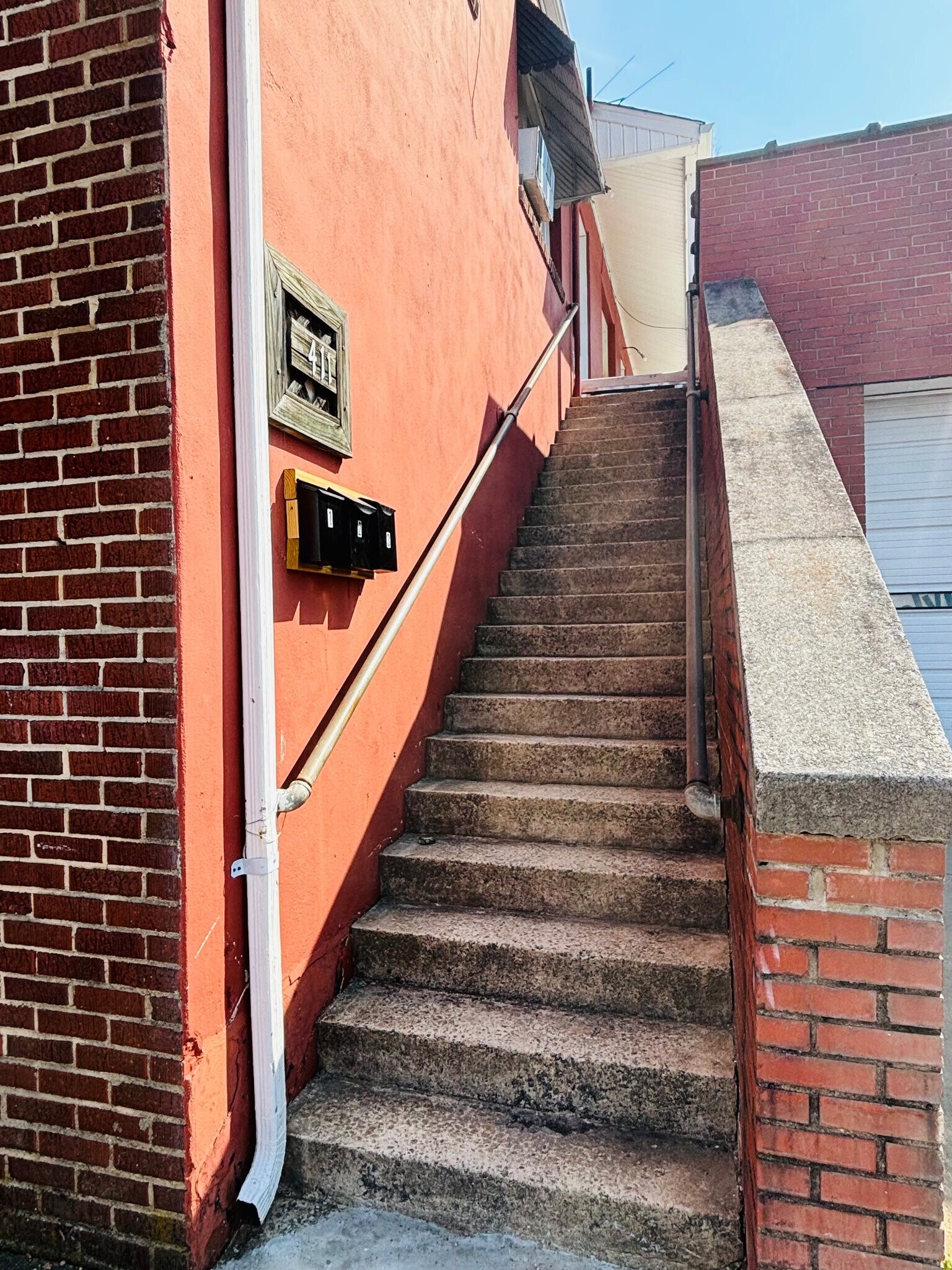 Building Photo - 411 W Ransom St