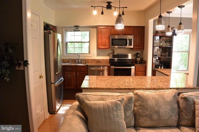 Building Photo - 6716 Sunset Woods Ct