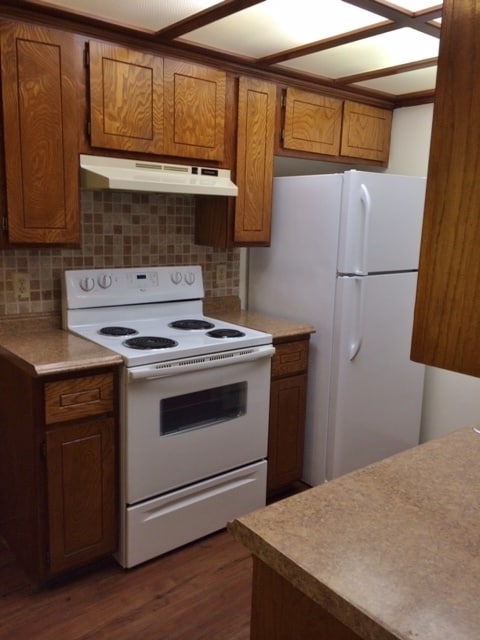 Building Photo - 2108 Meench Dr