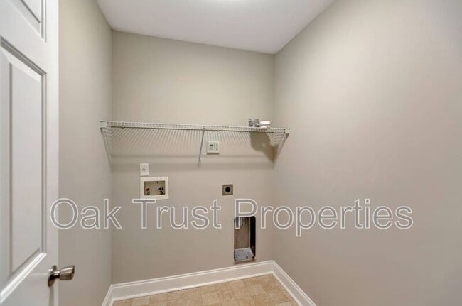 Building Photo - 9620 Scarborough court