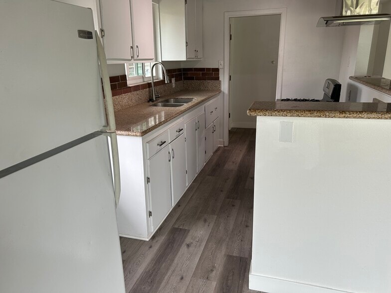 Building Photo - 281 Stanton St