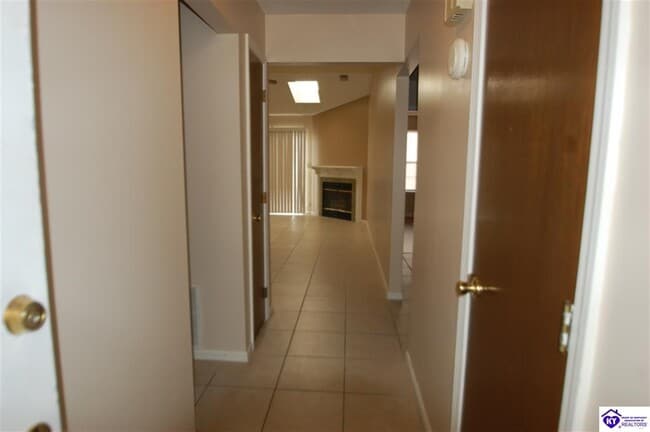 Building Photo - 602 Potomac Ct