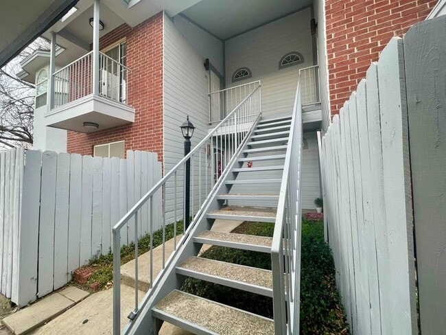 Building Photo - 1205 International Blvd