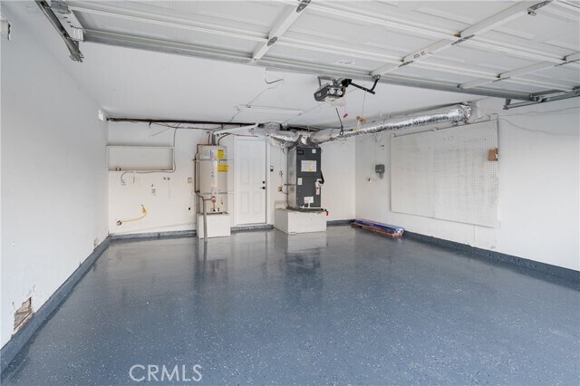 Building Photo - 15102 Lorenat St