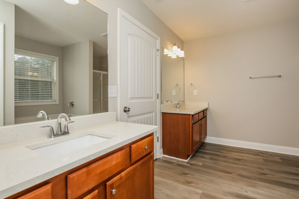 Building Photo - 137 Sweetspring Way