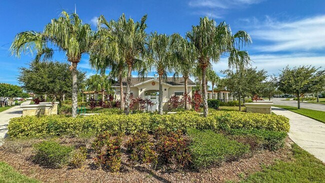 Building Photo - Live in the gorgeous, desirable Arrivas Vi...