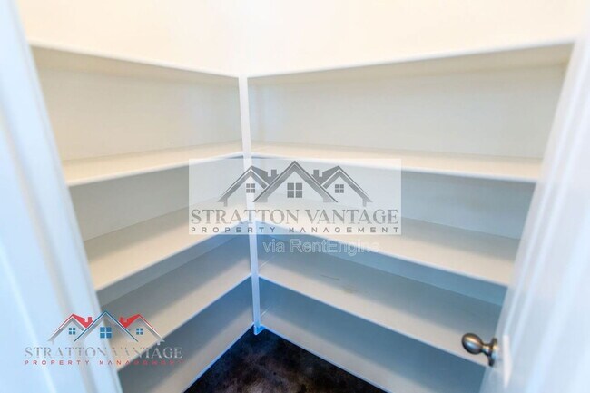 Building Photo - 4821 N 92nd Ln