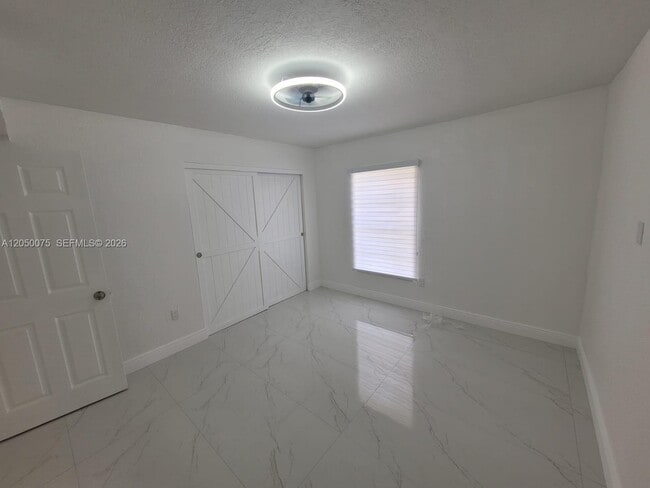 Building Photo - 3831 SW 79th Ave