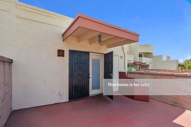 Building Photo - Charming 2BR Condo in Tucson