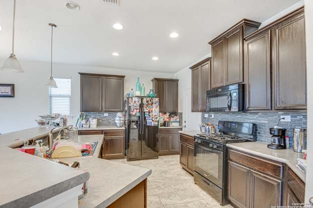 Building Photo - 8307 Pioneer Fld
