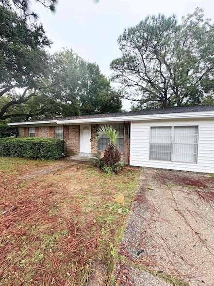 Building Photo - 4516 Charmonte Way