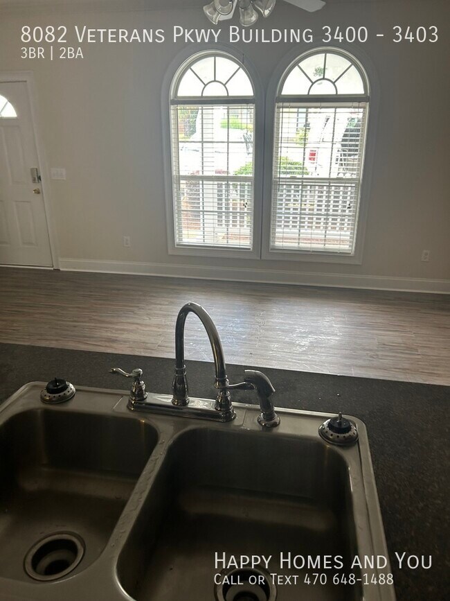 Building Photo - 8082 Veterans Pkwy