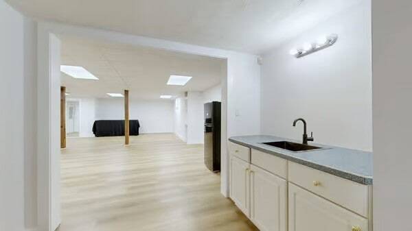 Building Photo - 1519 Kensington Dr