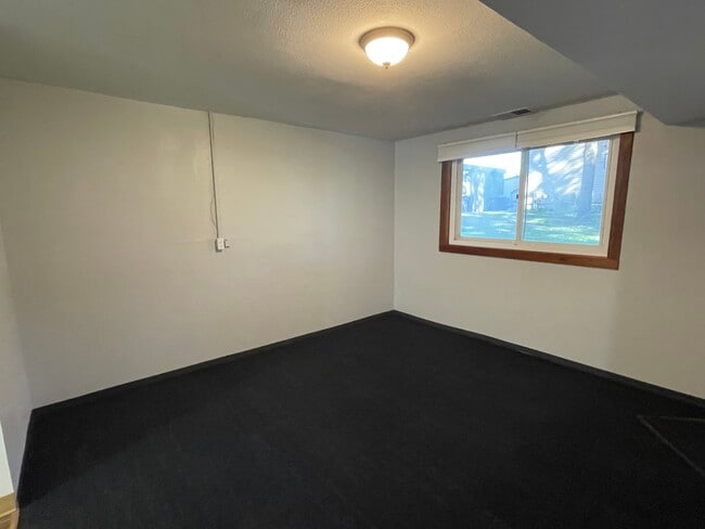 Building Photo - 1686 La Mar Dr